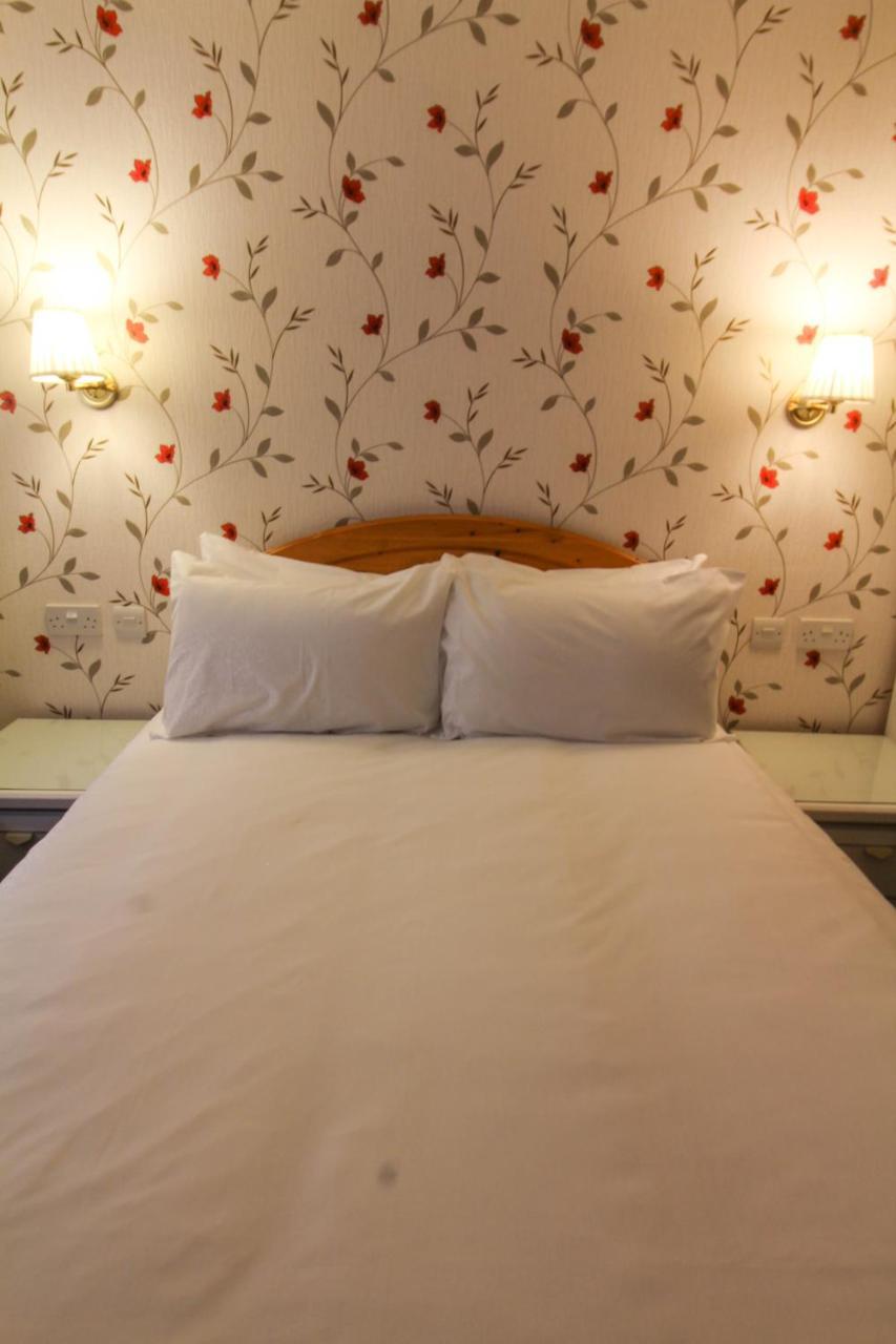 Ryndle Court Hotel Скарбъро Екстериор снимка